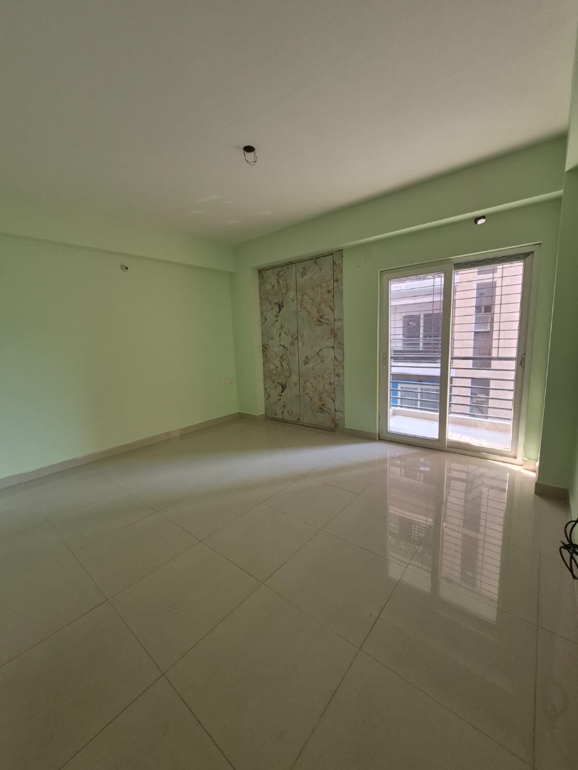 Semi Furnished 3bhk in Kahilipara, Guwahati, Assam, India for Rent